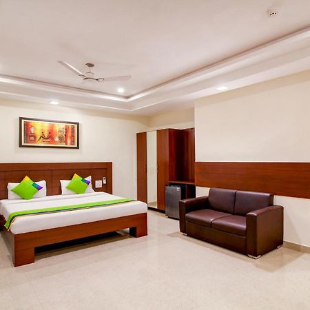 Treebo Trend Hotel Jp Plaza Nampally Hyderabad Ngoại thất bức ảnh