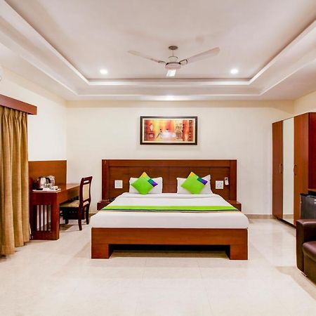 Treebo Trend Hotel Jp Plaza Nampally Hyderabad Ngoại thất bức ảnh