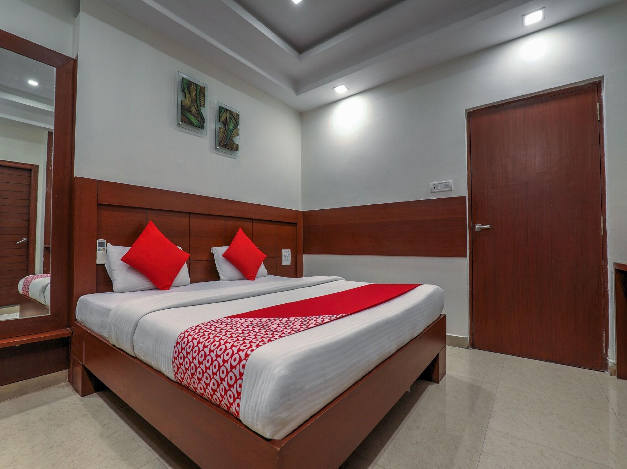 Treebo Trend Hotel Jp Plaza Nampally Hyderabad Ngoại thất bức ảnh