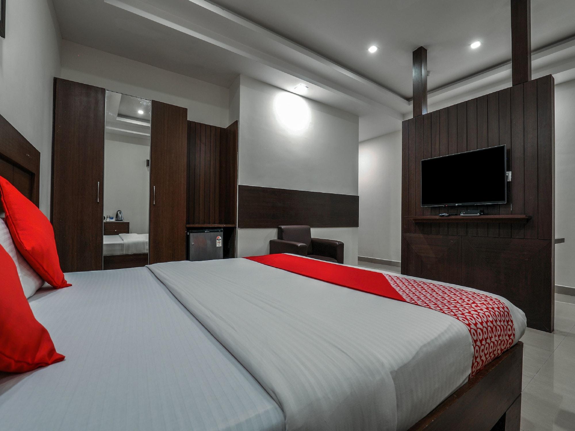 Treebo Trend Hotel Jp Plaza Nampally Hyderabad Ngoại thất bức ảnh