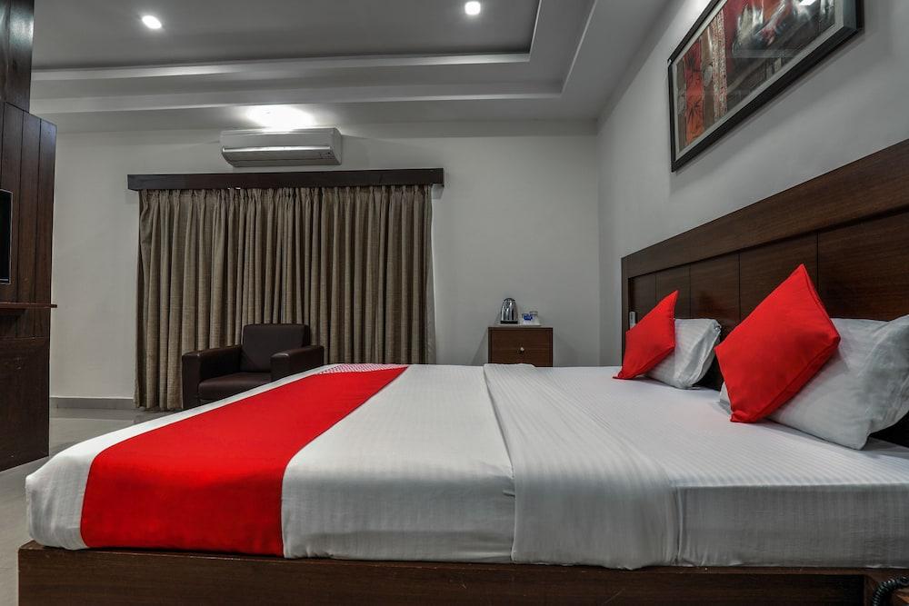 Treebo Trend Hotel Jp Plaza Nampally Hyderabad Ngoại thất bức ảnh