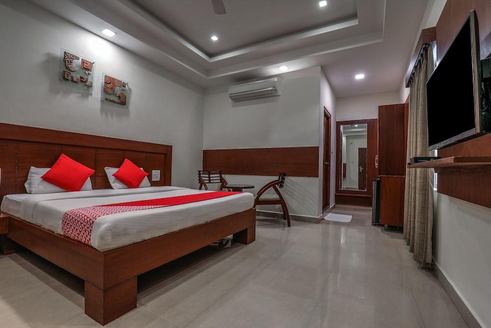 Treebo Trend Hotel Jp Plaza Nampally Hyderabad Ngoại thất bức ảnh
