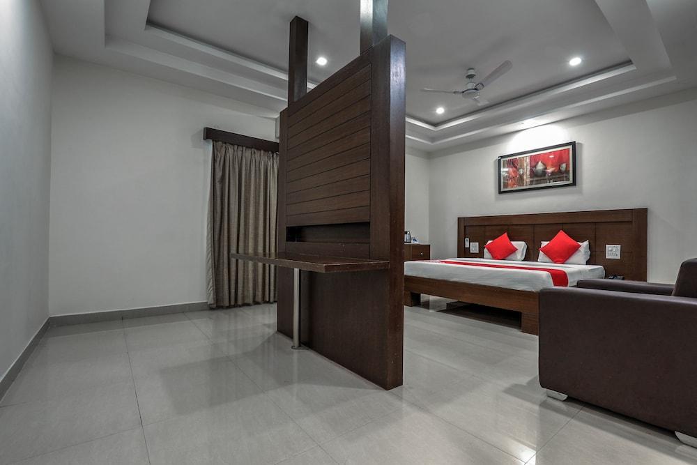 Treebo Trend Hotel Jp Plaza Nampally Hyderabad Ngoại thất bức ảnh