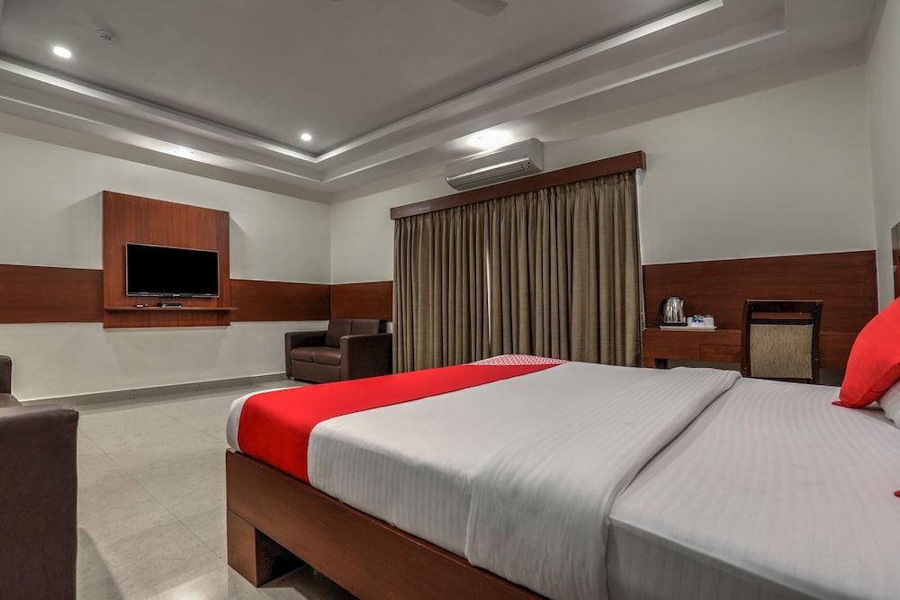 Treebo Trend Hotel Jp Plaza Nampally Hyderabad Ngoại thất bức ảnh