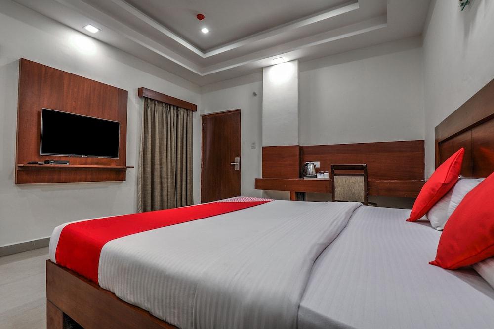Treebo Trend Hotel Jp Plaza Nampally Hyderabad Ngoại thất bức ảnh