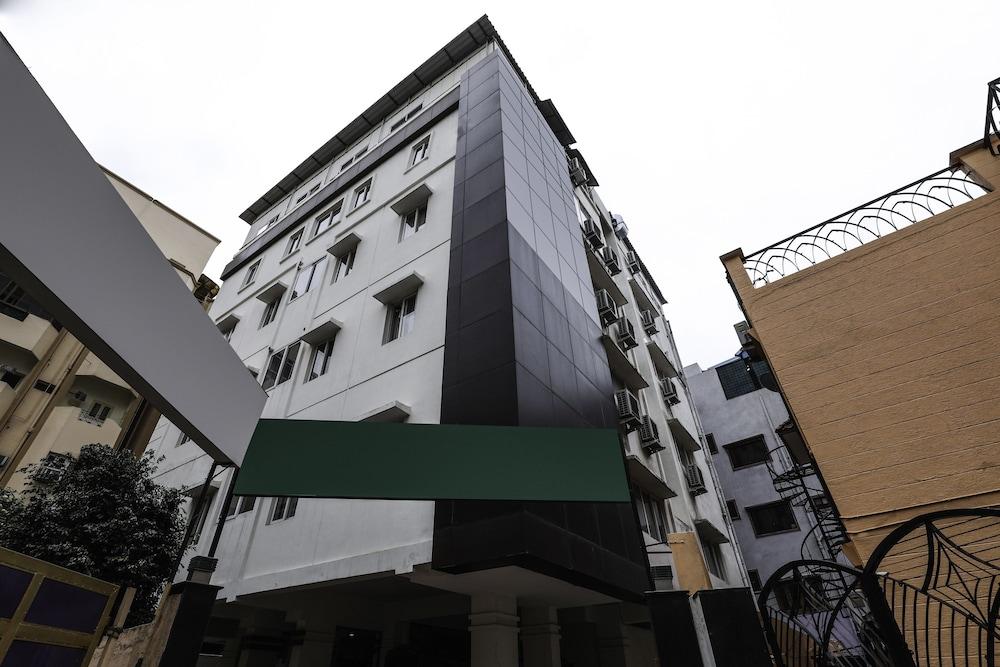 Treebo Trend Hotel Jp Plaza Nampally Hyderabad Ngoại thất bức ảnh