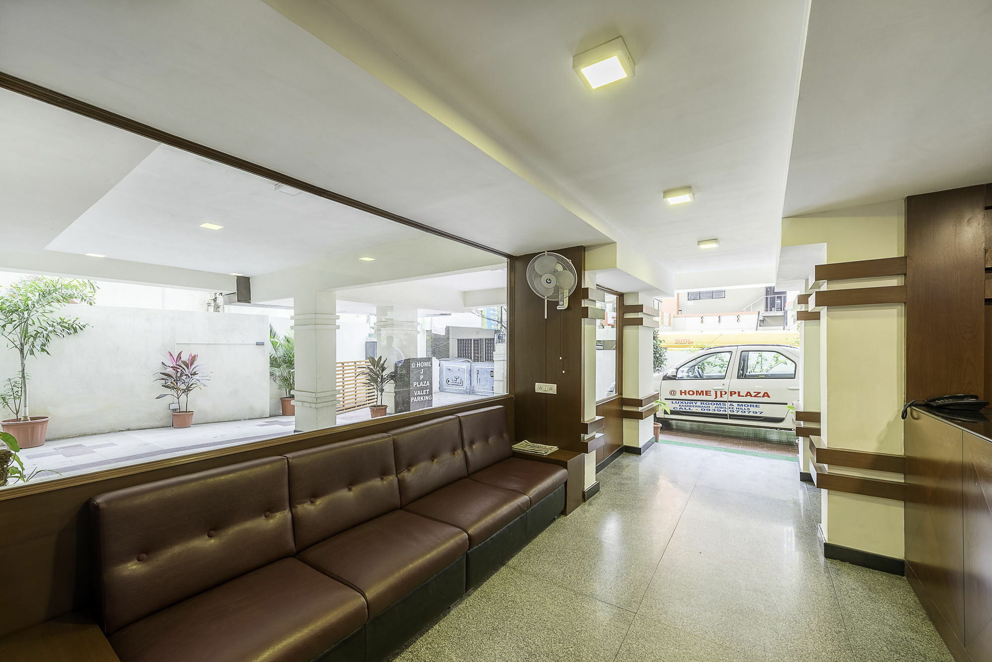 Treebo Trend Hotel Jp Plaza Nampally Hyderabad Ngoại thất bức ảnh