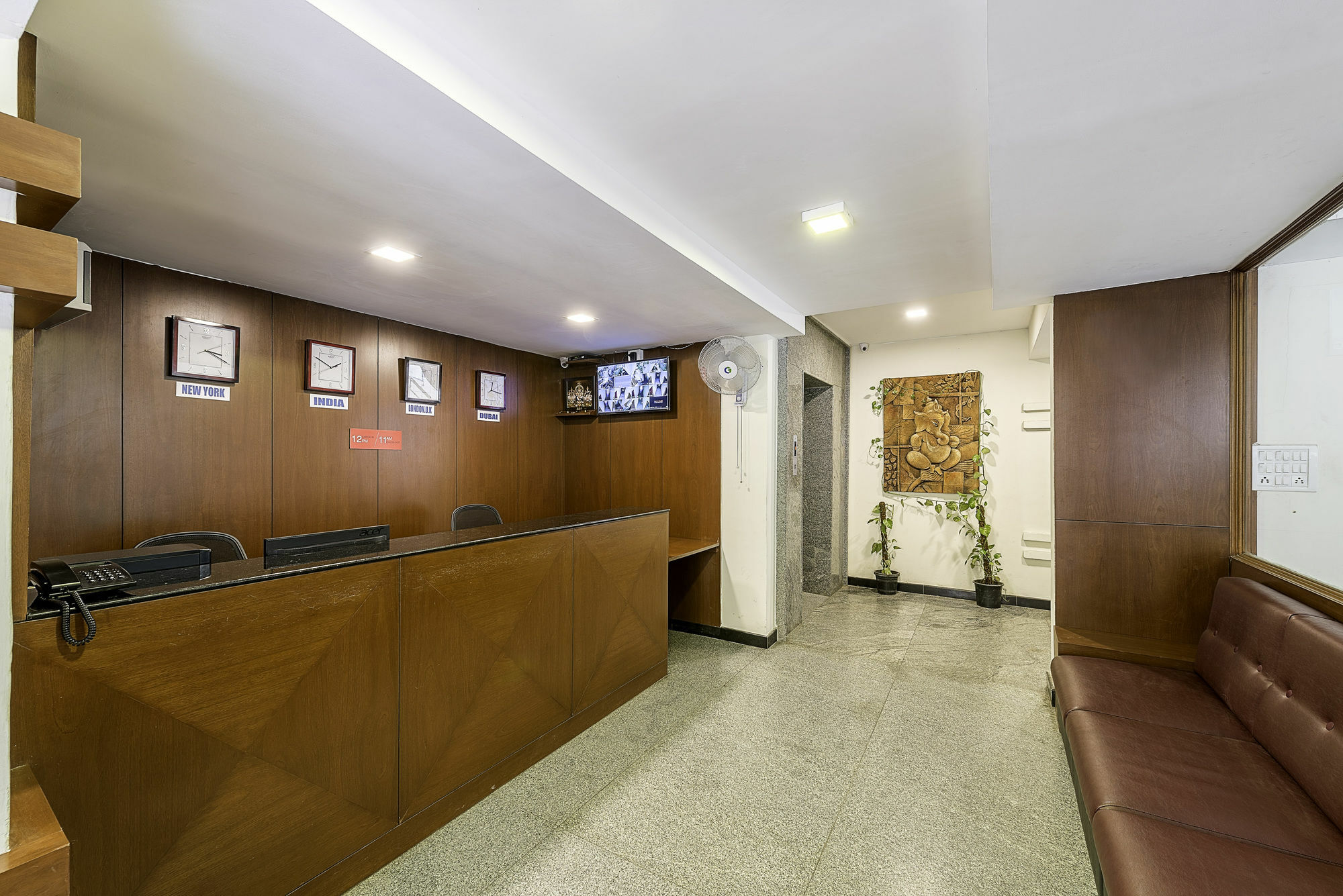 Treebo Trend Hotel Jp Plaza Nampally Hyderabad Ngoại thất bức ảnh