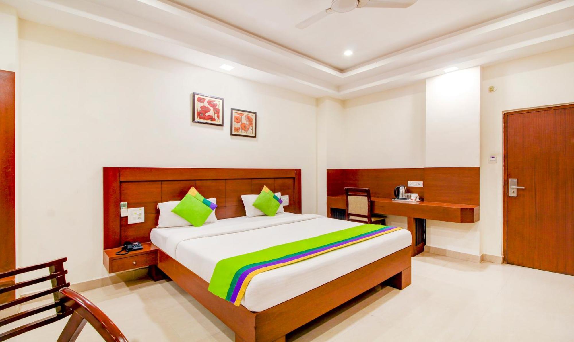 Treebo Trend Hotel Jp Plaza Nampally Hyderabad Ngoại thất bức ảnh