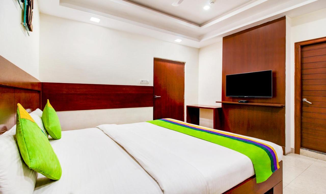 Treebo Trend Hotel Jp Plaza Nampally Hyderabad Ngoại thất bức ảnh