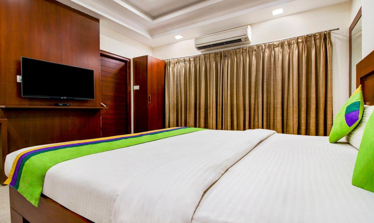 Treebo Trend Hotel Jp Plaza Nampally Hyderabad Ngoại thất bức ảnh
