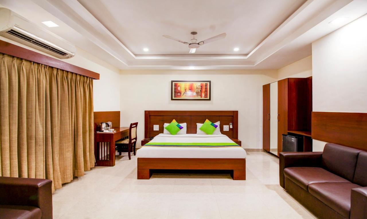 Treebo Trend Hotel Jp Plaza Nampally Hyderabad Ngoại thất bức ảnh
